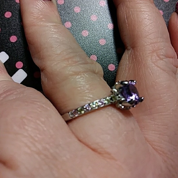 Aurora's engagement ring.  Sz 6 - Picture 3 of 5